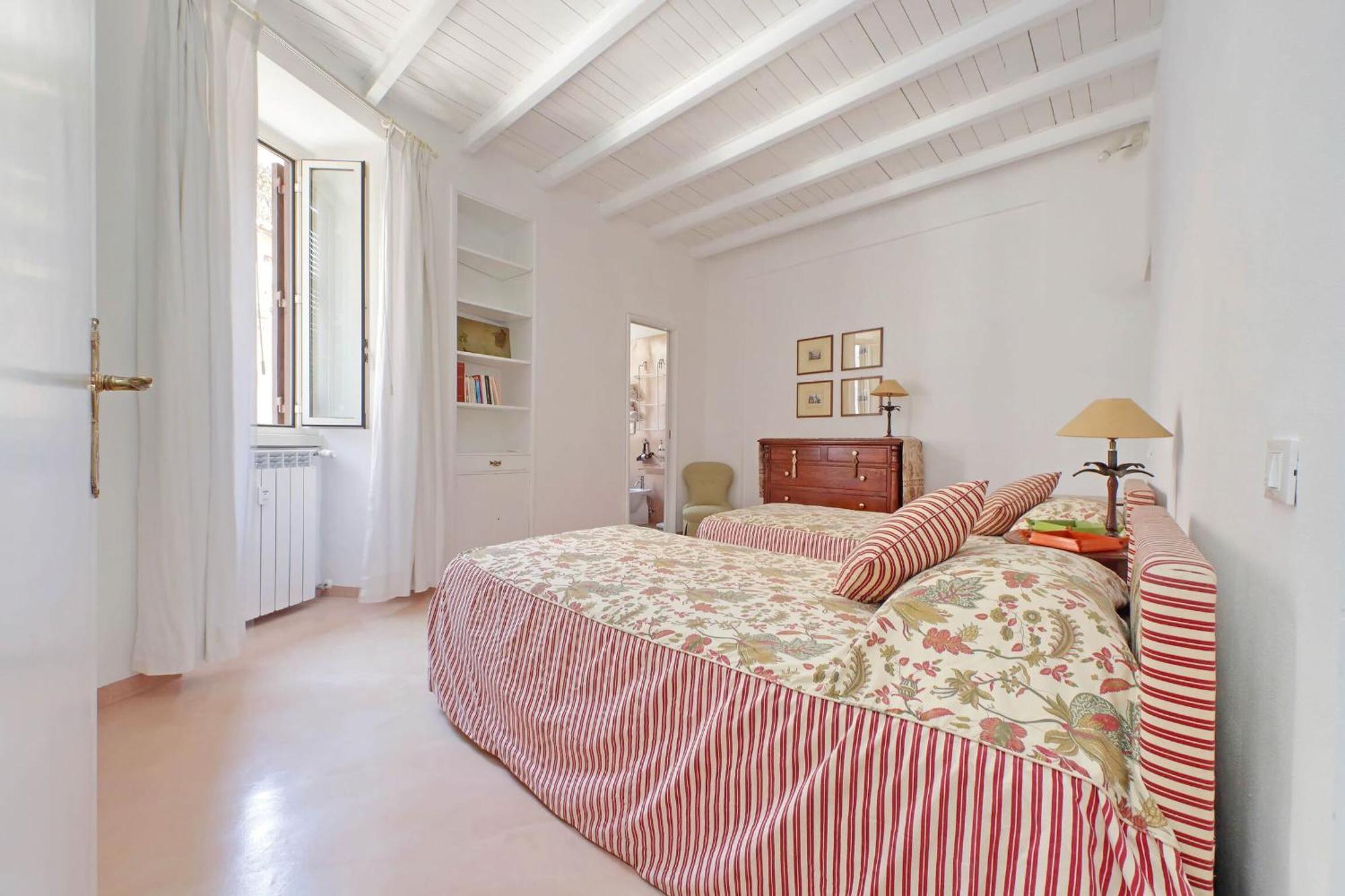Magical Navona Duplex With Terrace By Halldis Rome